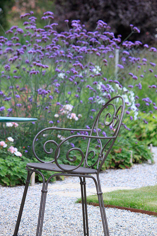 chaise contact
